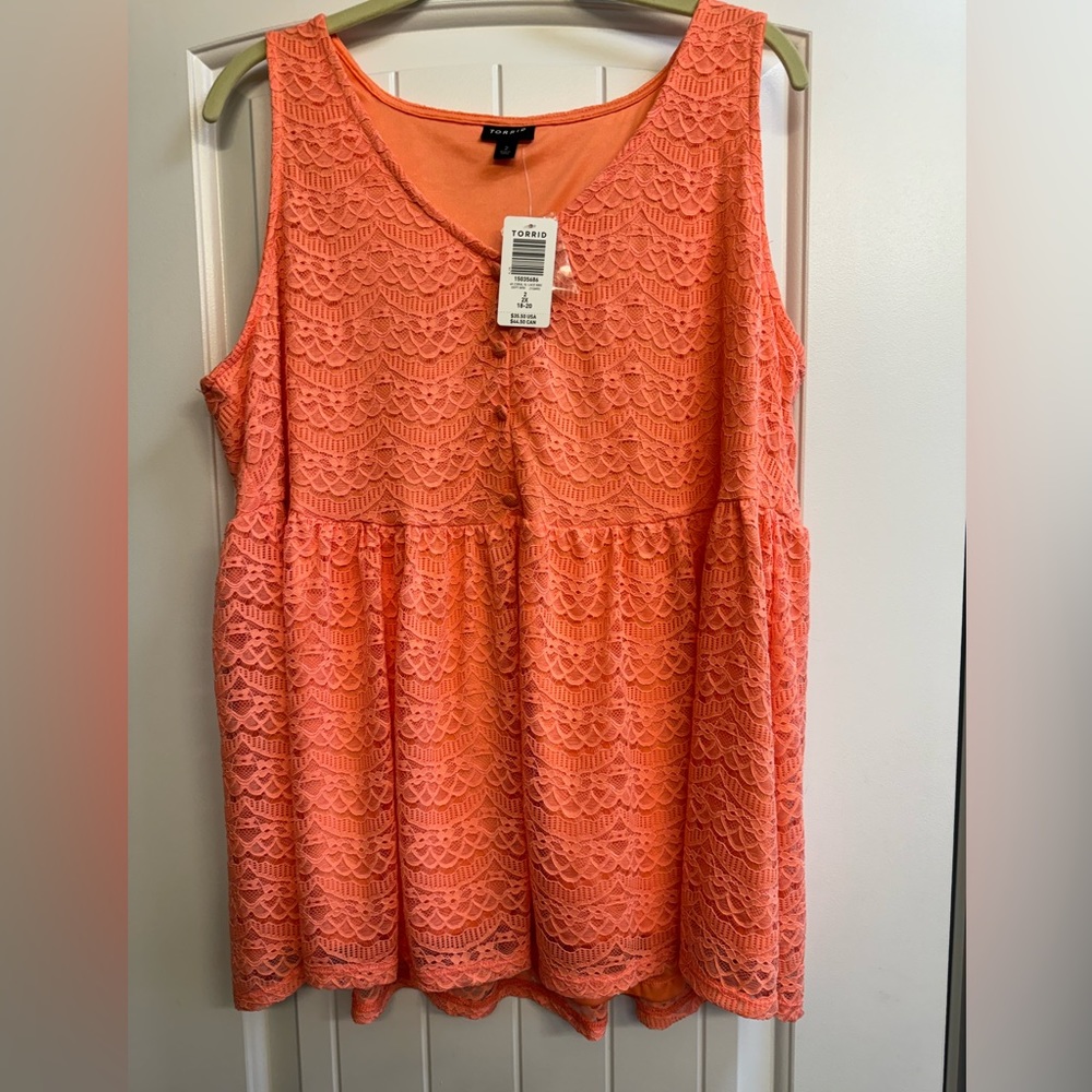 Torrid Babydoll Lace V-Neck Tank - Size 2 (18/20)